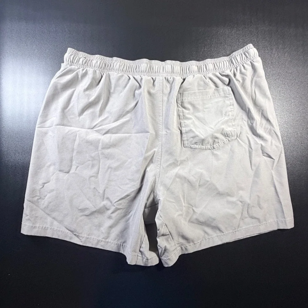 VRST Shorts Mens XL Light Grey Athletic Lined Performance Gym Workout 7.5